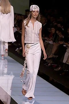 Look 16